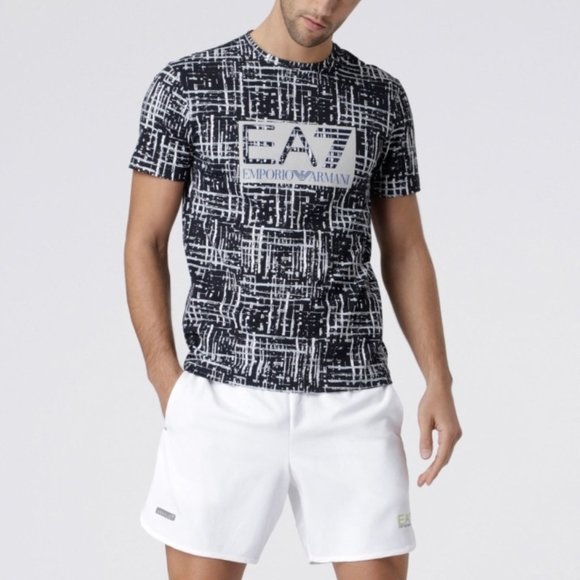 EMPORIO ARMANI BLACK T-SHIRT (NWT) - Picture 1 of 6